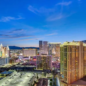 Holiday home Mgm Signature-30-705 F1 Track & Strip View Balcony, Las Vegas